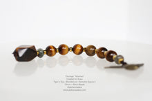 Load image into Gallery viewer, Kupuʻs "Courage" Talisman